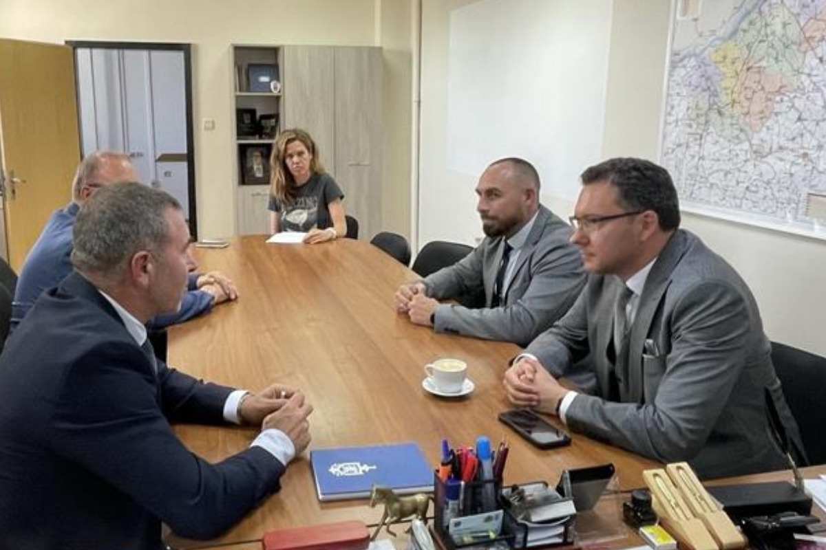 Засилено полицейско присъствие в Русе след посегателството над директор на местната полиция