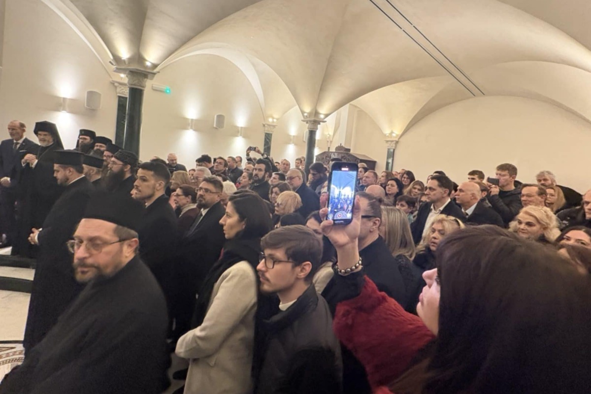 Българите в Лондон посрещат заедно Рождество Христово в храм „Свети Йоан Рилски“