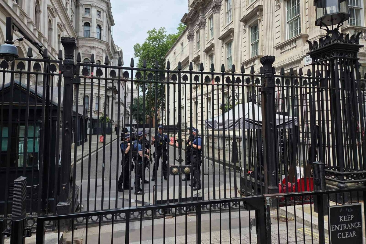  Киър Стармър разговаря с президента на САЩ Доналд Тръмп