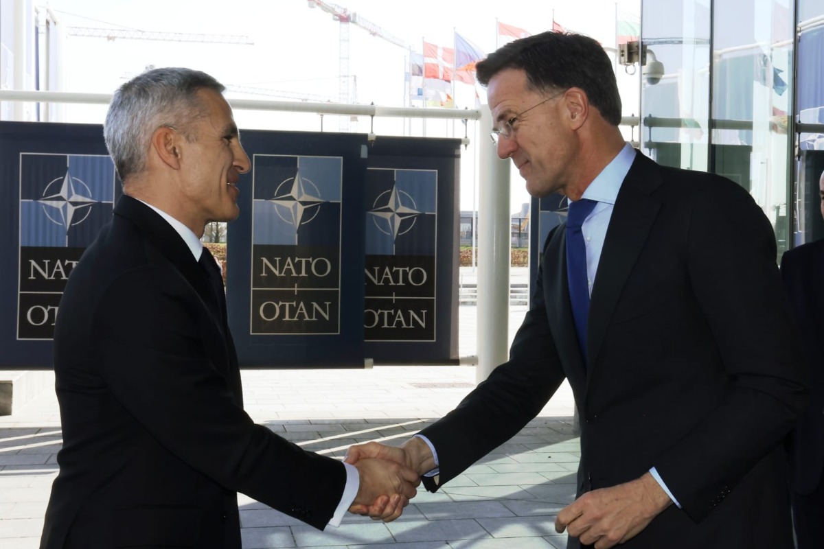 България остава твърдо ангажирана с НАТО