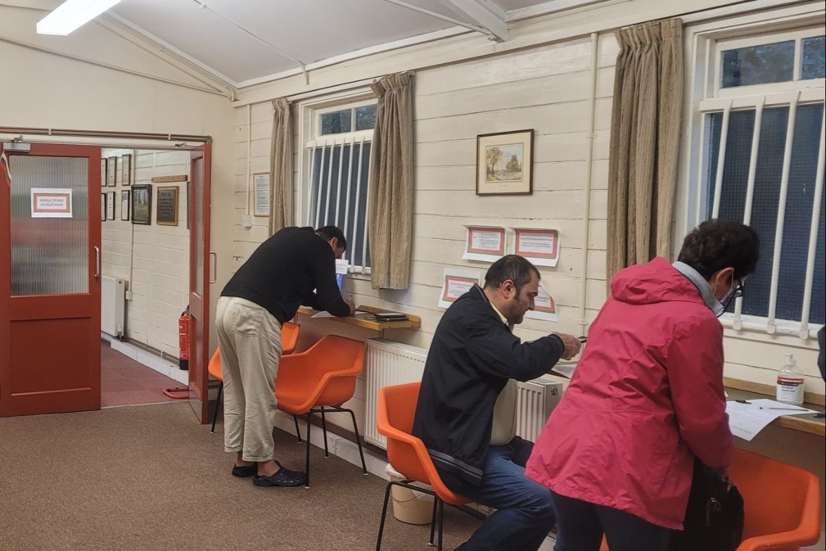 Рекорден брой на подадените електронни заявления за гласуване в чужбина