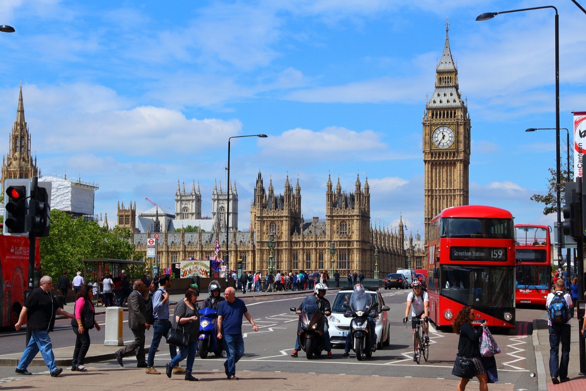 Финансовият министър на Великобритания призова банките да засилят подкрепата за ипотечни клиенти